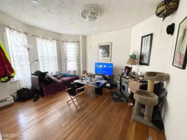 Main picture of 20 Howell St
