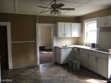 Main picture of 28 Olive St