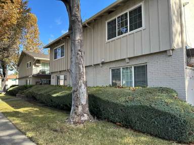 Main picture of 1614 Cloverdale Ln