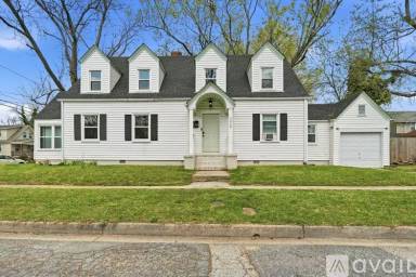 Main picture of 3020 Davis St