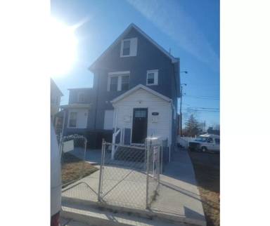 Main picture of 17 Talbott St