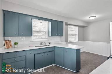 Main picture of 431 Egret Blvd NW