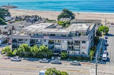 Main picture of 220 Atlantic Ave
