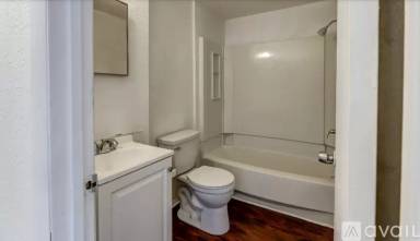 Main picture of 6028 Vanderbilt Dr