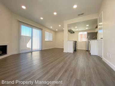 Main picture of 7942 Newman Ave