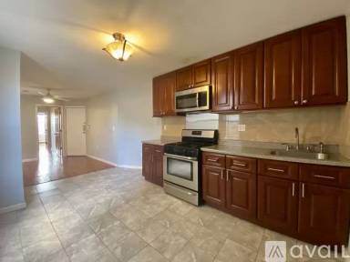 Main picture of 542 Lincoln St