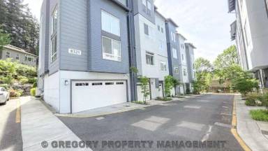 Main picture of 8321 NE 176th Ct