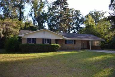 Main picture of 108 Harrison Dr