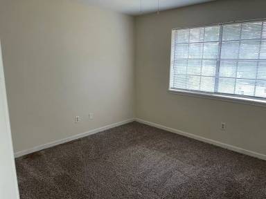 Main picture of 2079 Watson Way