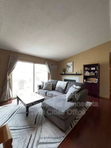 Main picture of 8810 Jasmine Ln