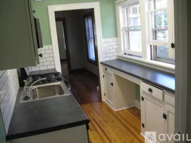 Main picture of 2800 High St