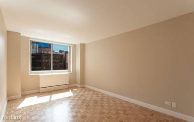 Main picture of 30 Lincoln Plaza
