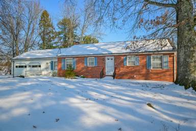Main picture of 33 Longview Heights Rd