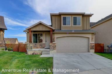Main picture of 2801 W Bear Ridge Way