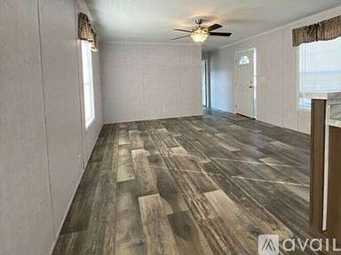 Main picture of 1809 N East Blvd