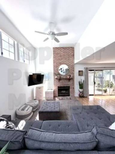 Main picture of 4271 Esperanza Way