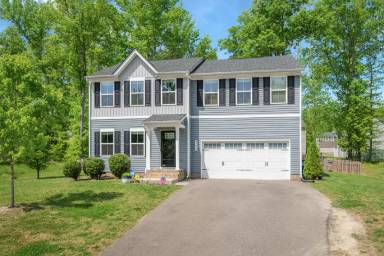 Main picture of 21012 Baileys Grove Dr