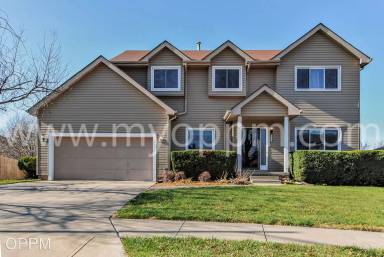 Main picture of 11714 S 25th Avenue Cir