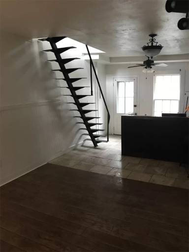Main picture of 53 Washington Ave