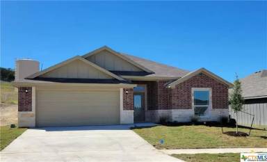 Main picture of 210 Fawn Ridge Dr