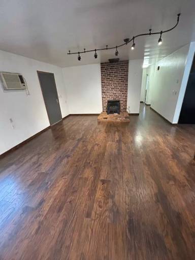 Main picture of 508 E Allyn St