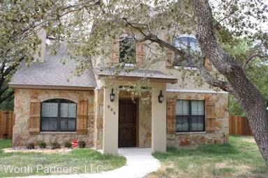 Main picture of 808 Welsh Ave