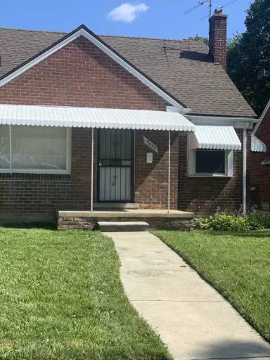 Main picture of 19428 Sussex St