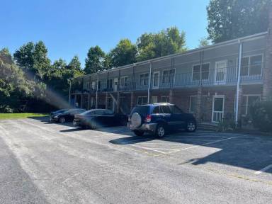 Main picture of Greystone Apartments