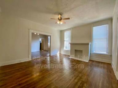 Main picture of 546 Dalzell St