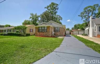 Main picture of 5038 Fremont St