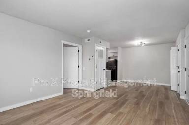 Main picture of 2213 E Macs Ct