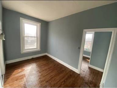 Main picture of 237 E Wood St
