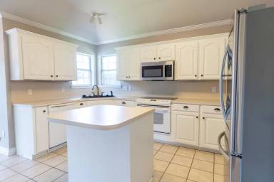 Main picture of 5767 Gold Crest Dr