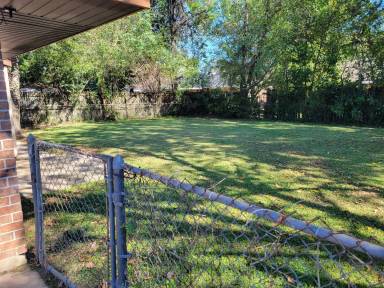 Main picture of 207 Case Ln