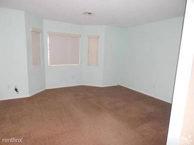 Main picture of 2071 N Whitewater Club Dr