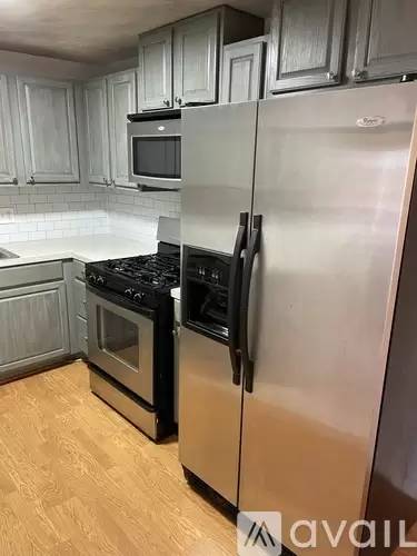 Main picture of 8 Lancelot Ct