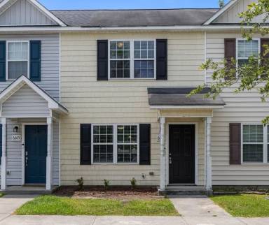 Main picture of 6001 Grandeur Ave