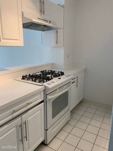 Main picture of 40 E 71st St
