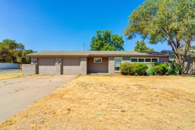 Main picture of 4212 46th St