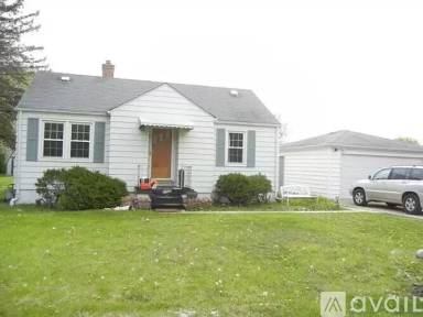 Main picture of 1015 S Hough St