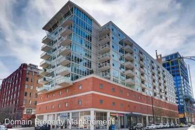 Main picture of 909 West Washington Condos