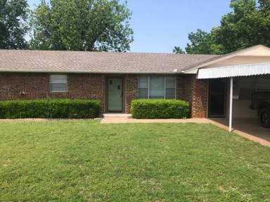 Main picture of 3402 S 4th St
