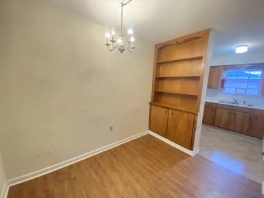 Main picture of 4250 Janet Ave