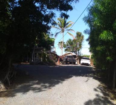 Main picture of 694 Kaae Rd