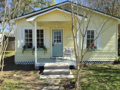 Main picture of 308 S Avenue N