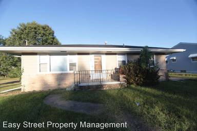 Main picture of 205 SE 11th Ave