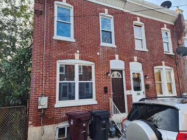 Main picture of 302 Porter St