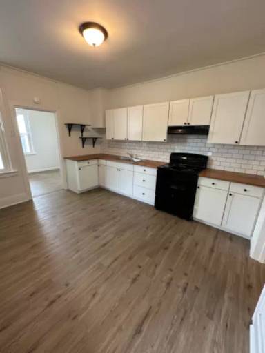 Main picture of 529 N 3rd St