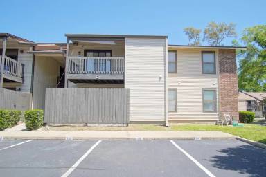 Main picture of Spyglass Point Condominiums