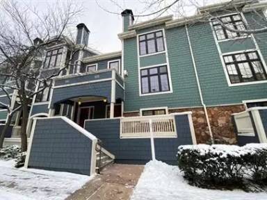 Main picture of 125 Village Ln
